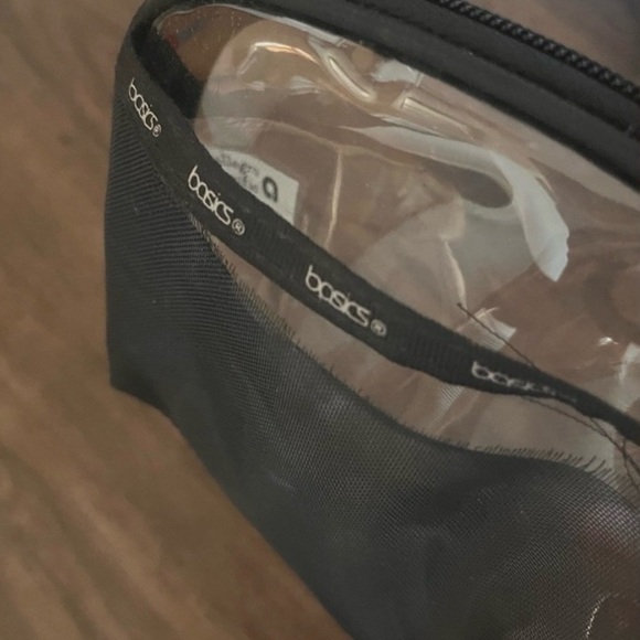 Makeup bag bundle - Picture 8 of 8